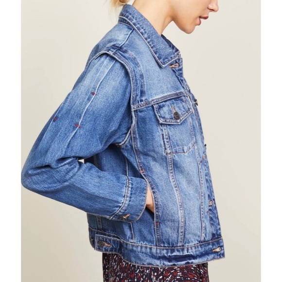 JOIE DEMANDA DISTRESSED JEAN DENIM JACKET W SHARP SHOULDERS AND RED DETAIL SZ XS - Picture 3 of 10